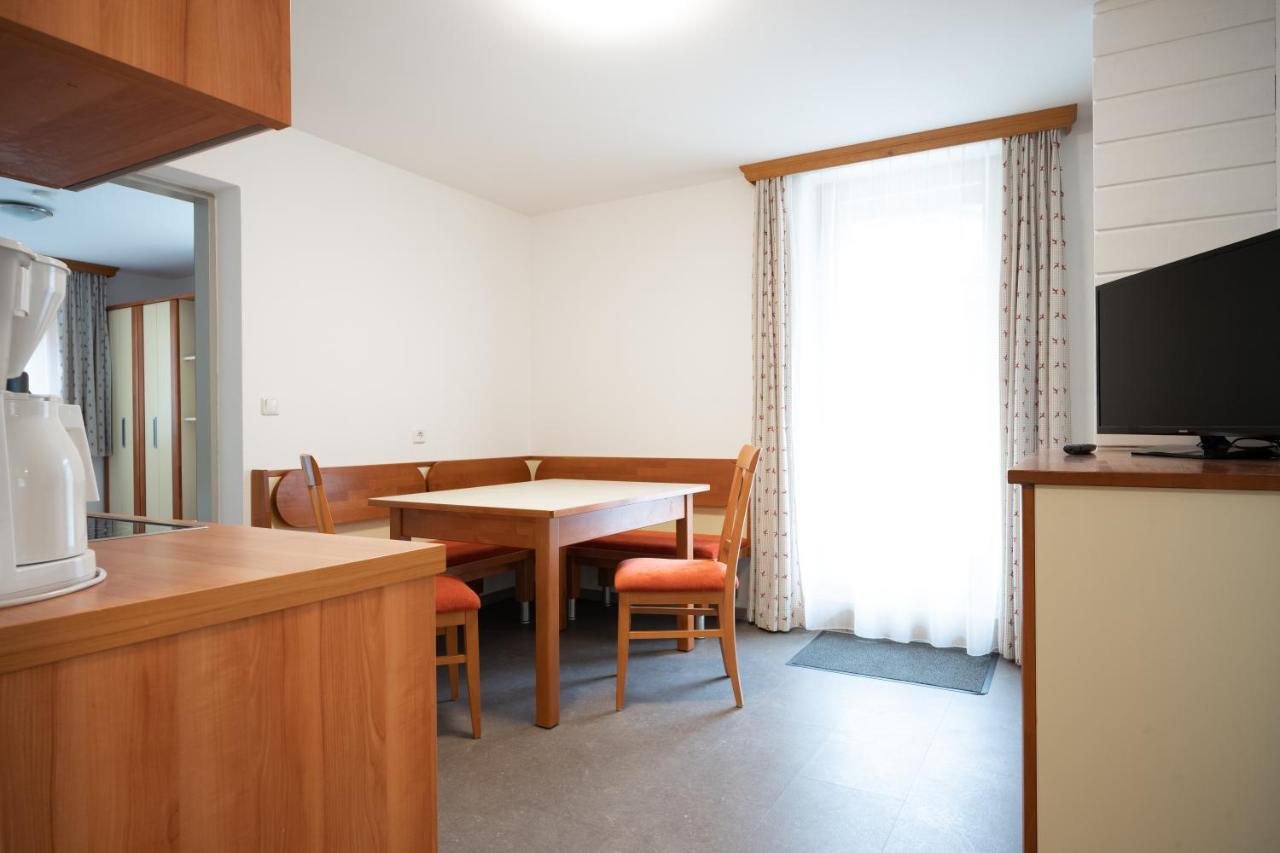 Seilergasse Apartments By We Rent, Summercard Included Целль-ам-Зе Экстерьер фото