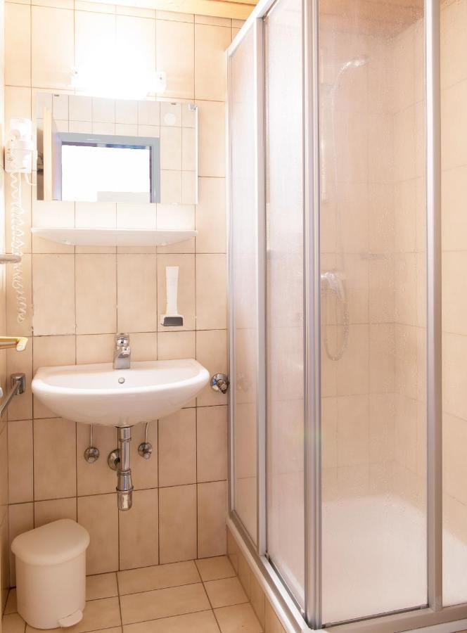 Seilergasse Apartments By We Rent, Summercard Included Целль-ам-Зе Экстерьер фото